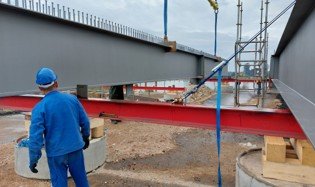 Leverkuzen, a brand new bridge 